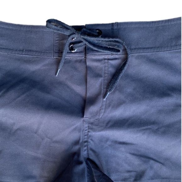 Jag Black Shorts Size Small - Picture 2 of 7